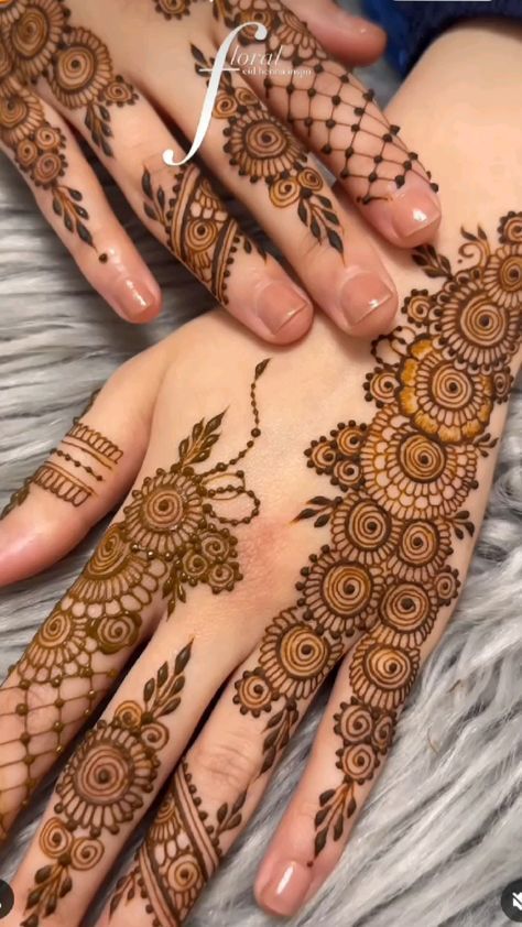 Arabic Easy Mehndi Design (11)