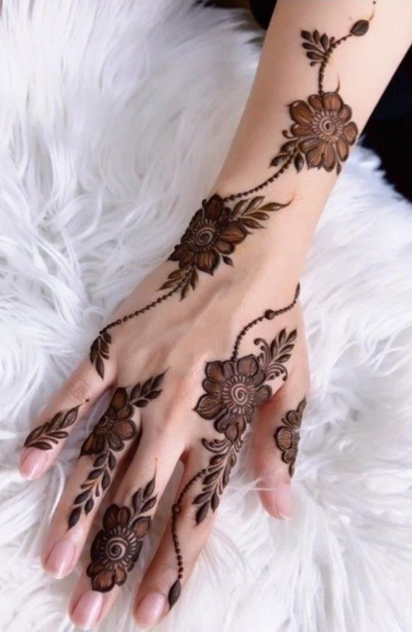 Arabic Easy Mehndi Design (23)