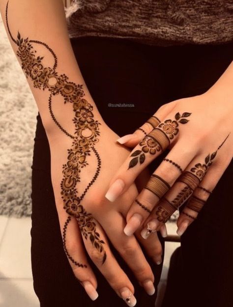 Arabic Easy Mehndi Design