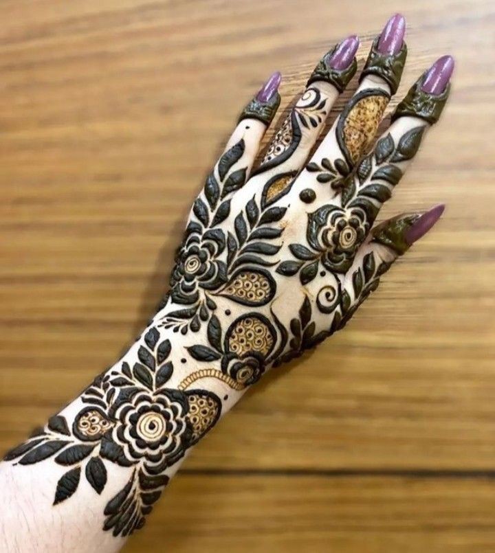 Arm Mehndi Design Easy And Beautiful (2) Arm Mehndi Design Easy And Beautiful (2)