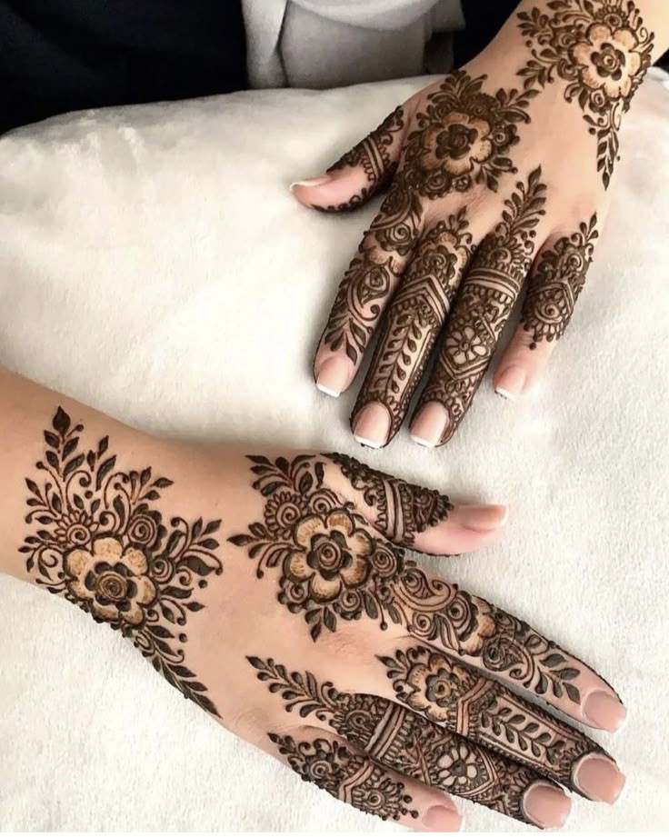 Arm Mehndi Design Easy And Beautiful (7) Arm Mehndi Design Easy And Beautiful (7)