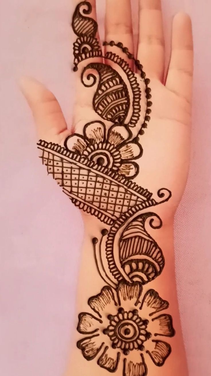 Easy Mehndi Design (20)