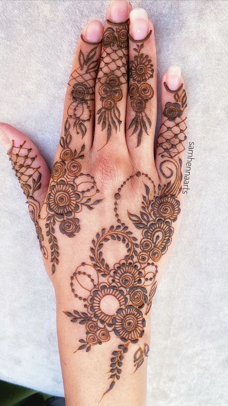 Easy Mehndi Design (30)