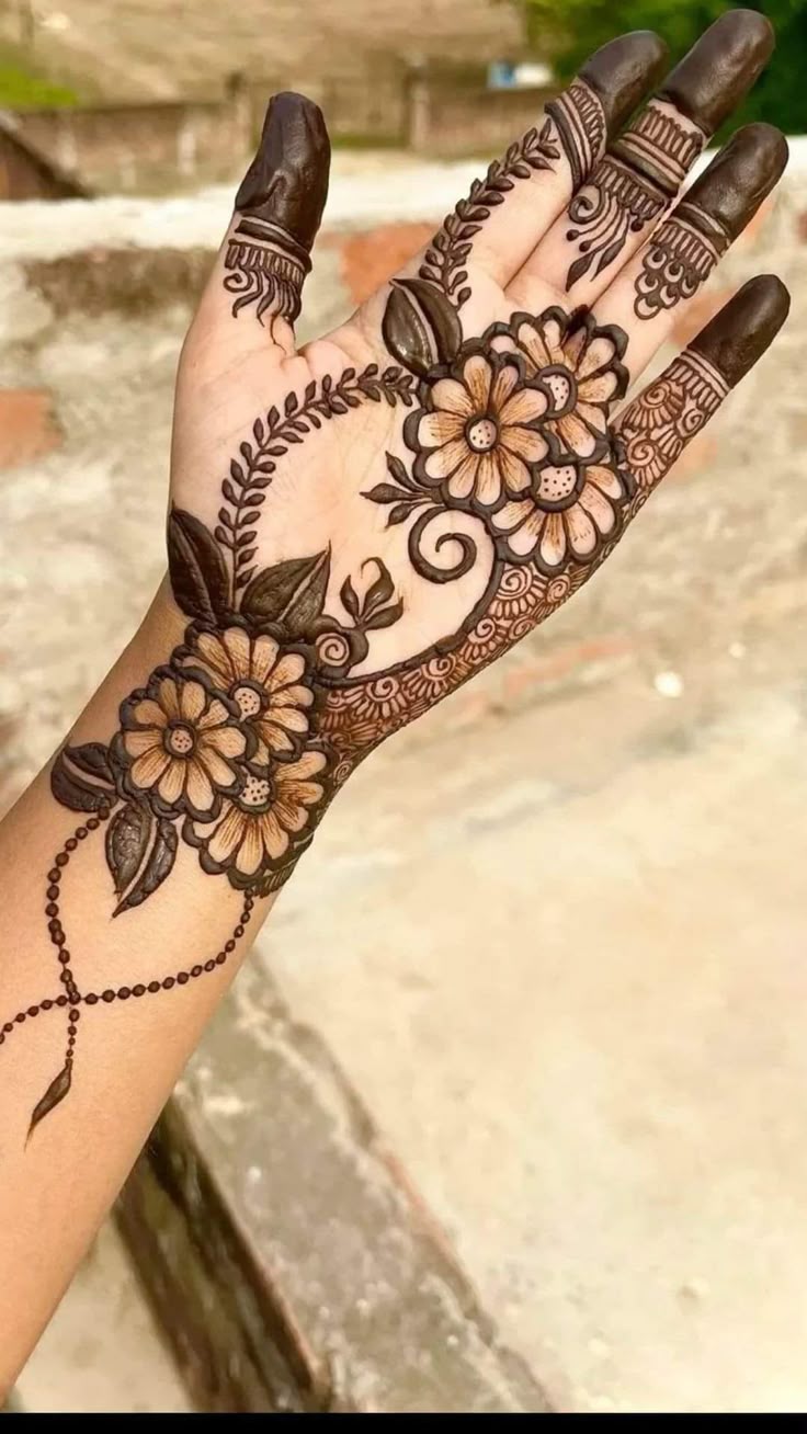 Easy Mehndi Design (4)
