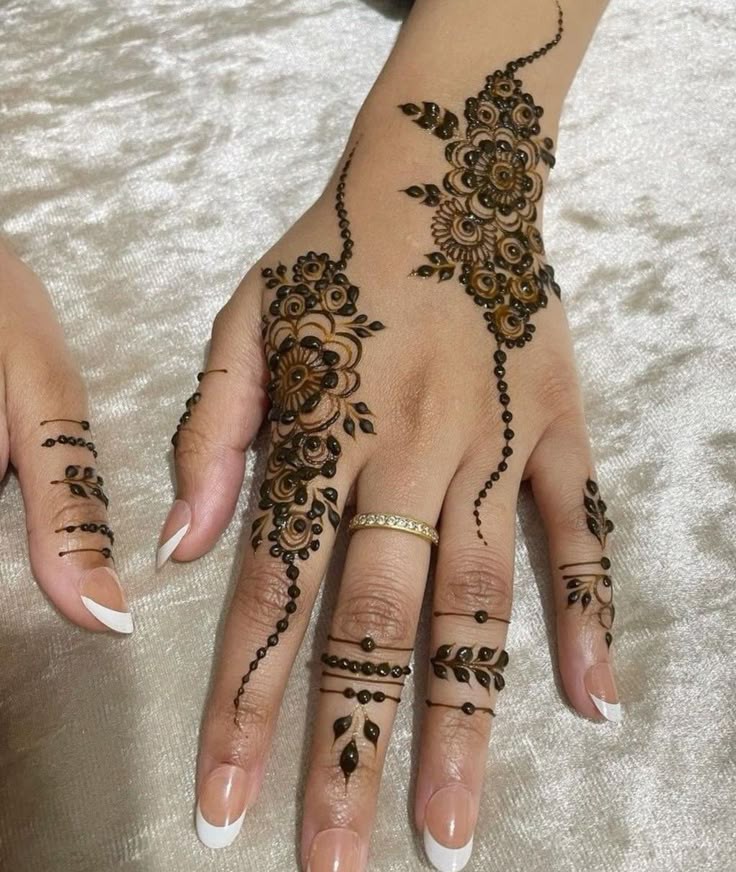Easy Mehndi Design Children (5)