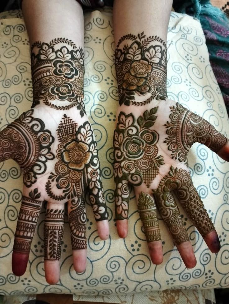 Easy Simple Mehndi Designs for Karwa Chauth (1)