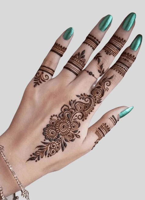 Front Hand Simple Mehndi Design Images 4
