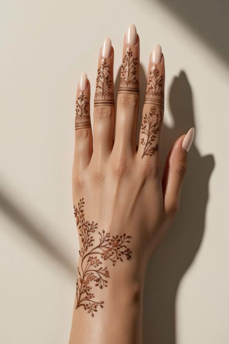 Front Hand Simple Mehndi Images (9)