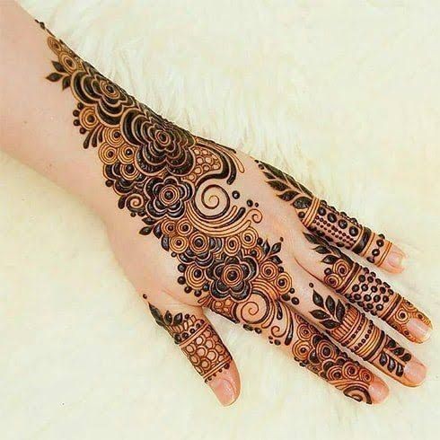 Front Mehndi Design Easy and Beautiful for Karva Chauth (6)