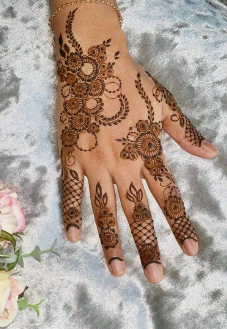 Karva Chauth Mehandi Design (3)