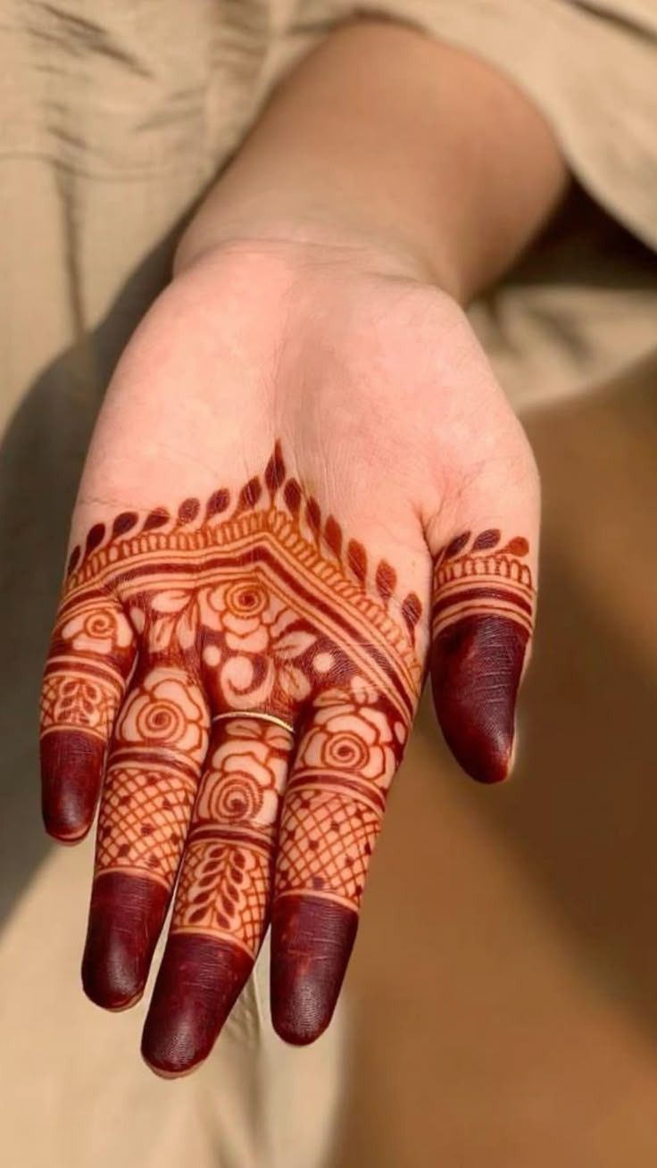 Karwa Chauth Mehndi Design (3)