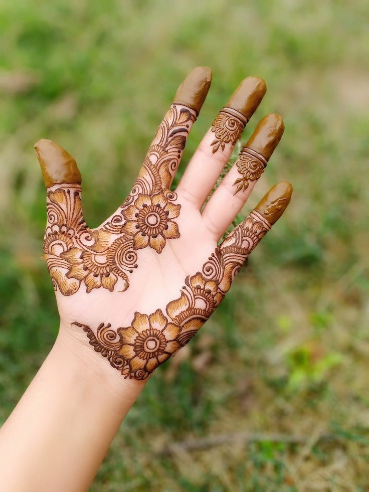 Mehndi Design for Karva Chauth Full Hand