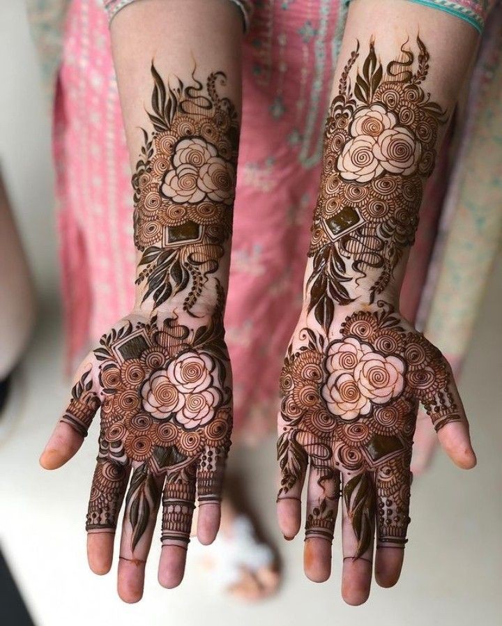 Modern Hand Mehndi Design (26)