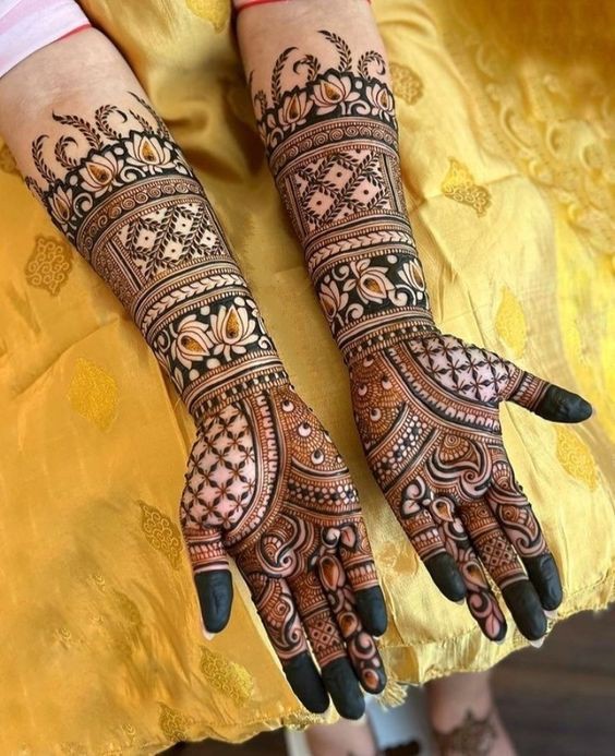 Modern Hand Mehndi Design (4)