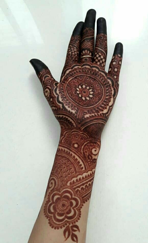 Modern Hand Mehndi Design (7)