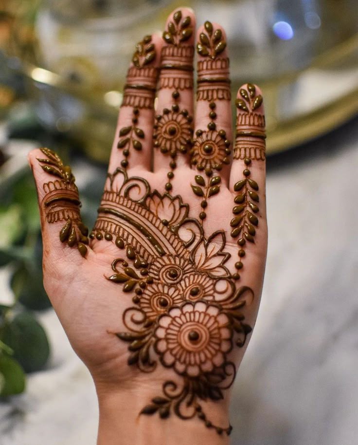 Punjabi Mehndi Design Front Hand Simple And Beautiful (1)