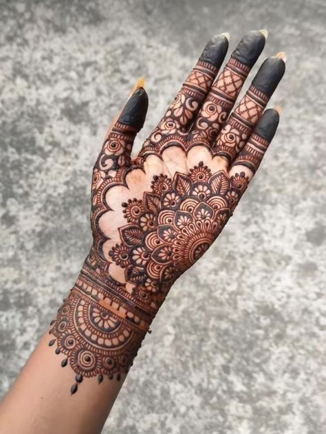 Punjabi Mehndi Design Simple Front Hand Punjabi Mehndi Design Simple Front Hand