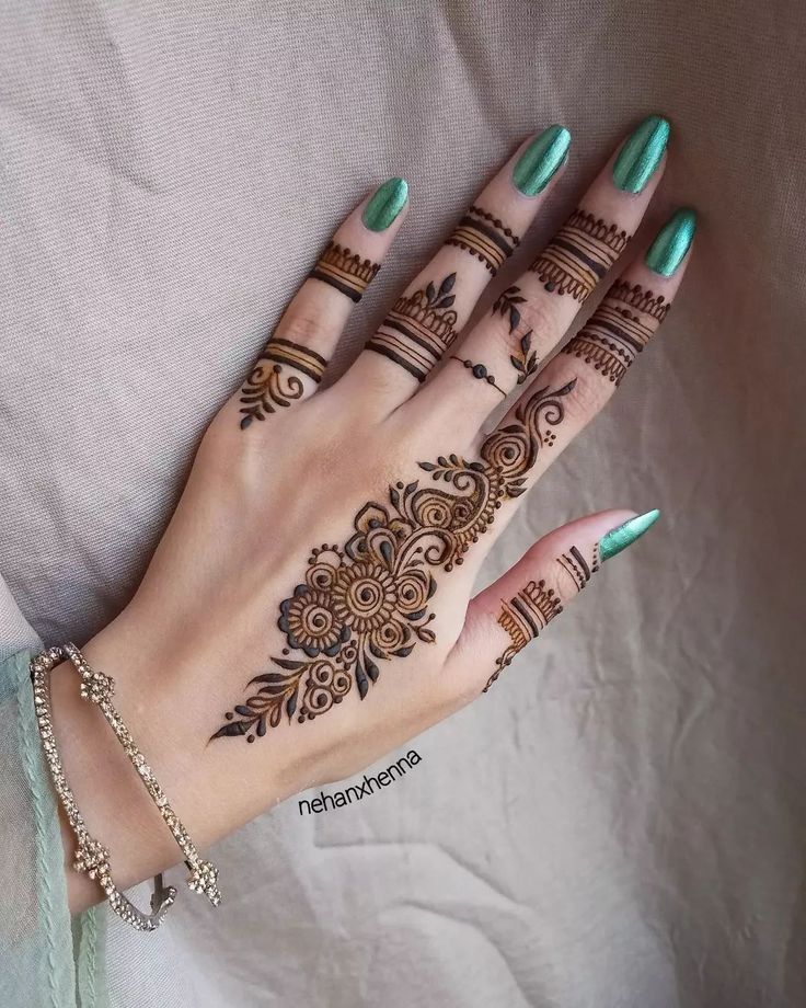 Simple Mehndi Design Images (5)