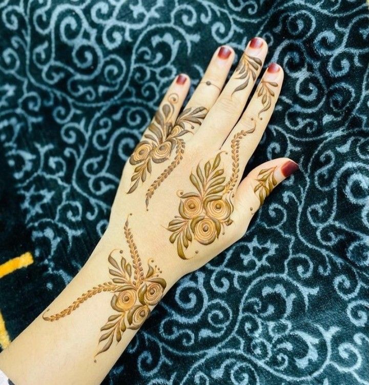 Simple and Easy Mehndi Design Arabic (9)