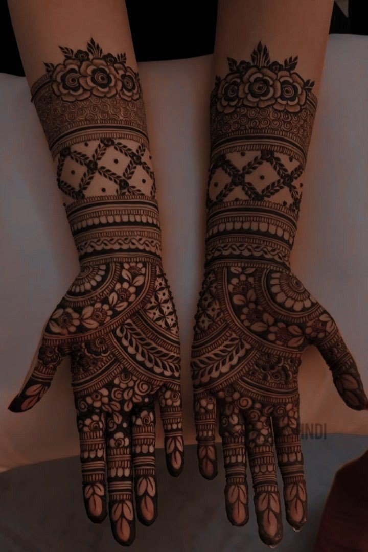 Stylish Full Hand Mehndi Design (3)