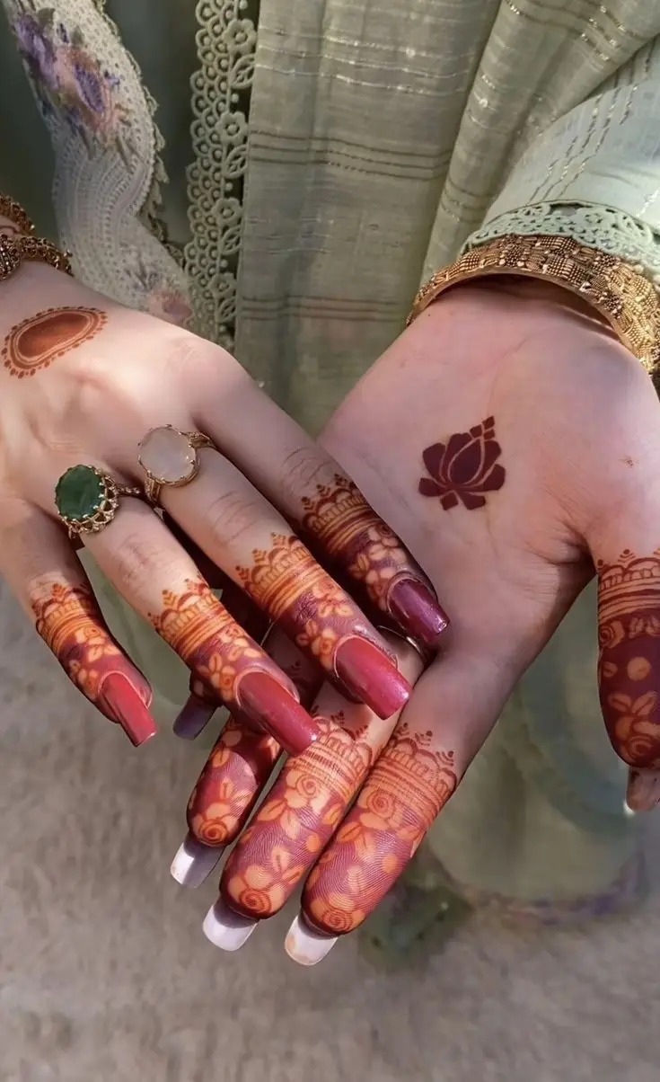 imgi 157 cute back hand mehndi design simple 1