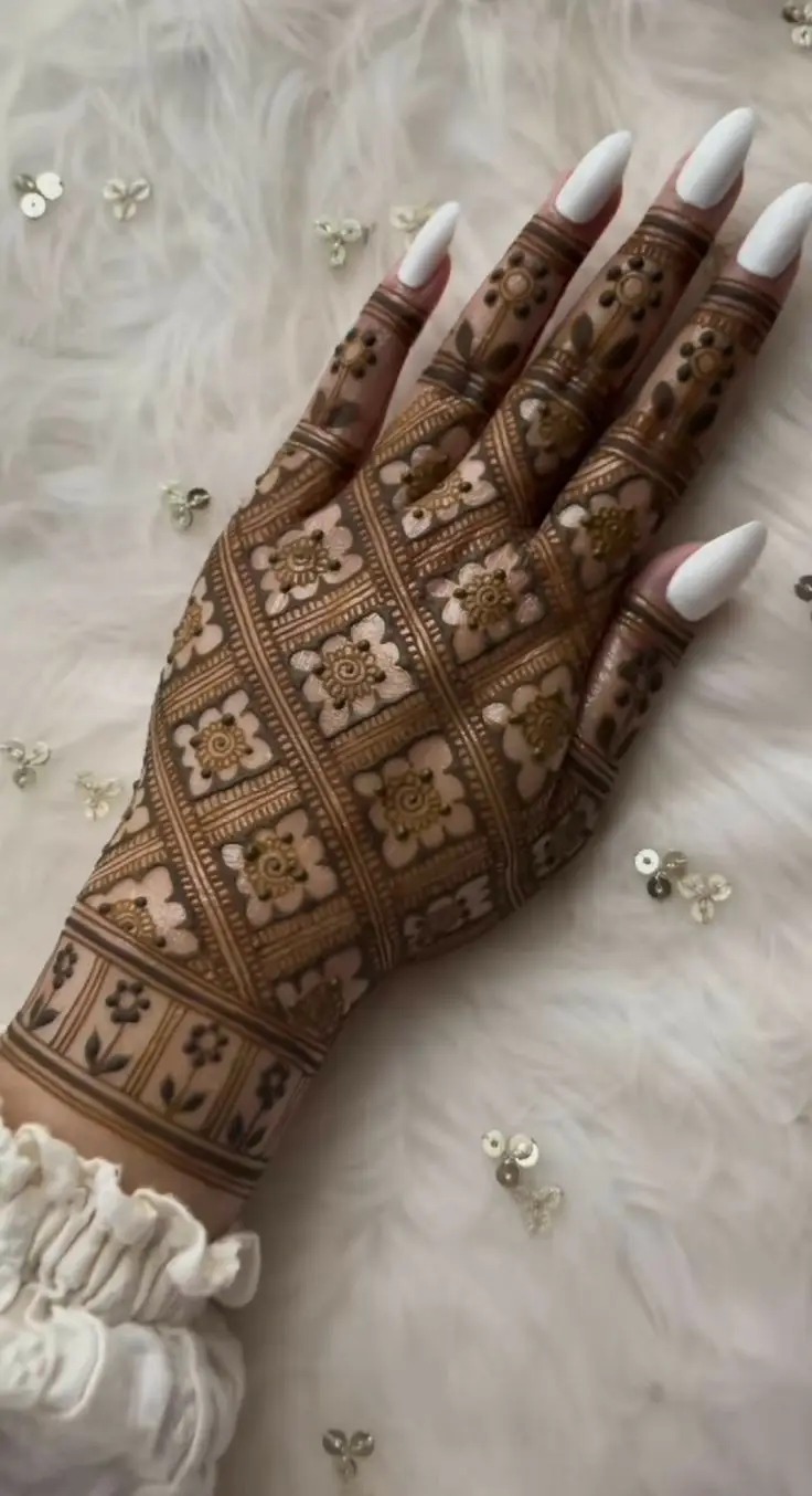 imgi 35 stylish back hand mehndi design dulhan