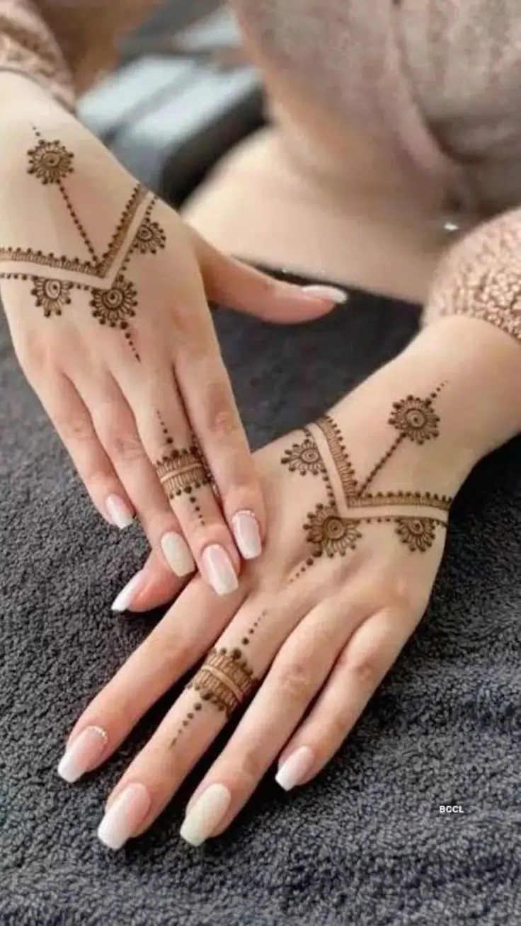 imgi 73 stylish mehndi design back hand circle