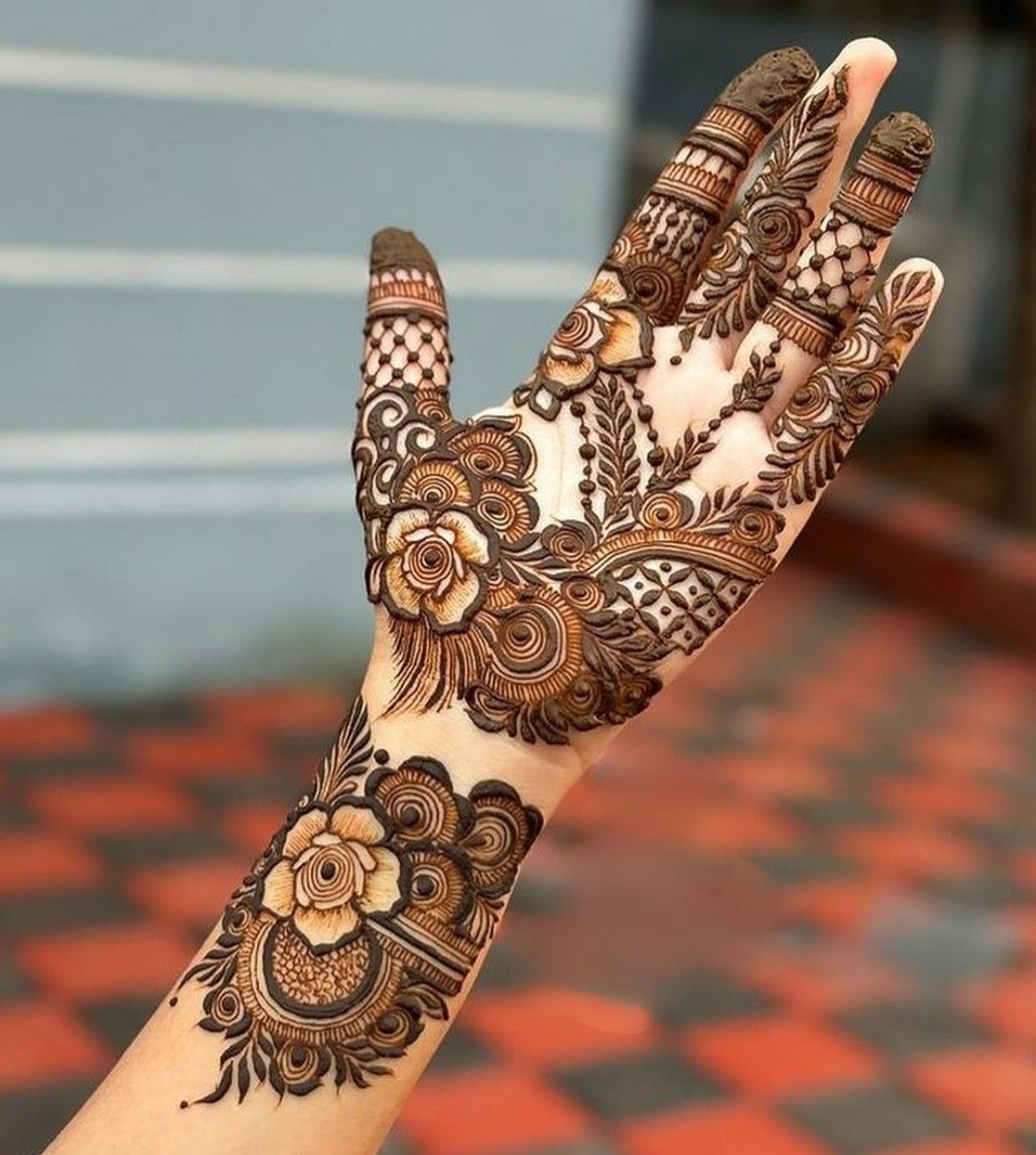 Arabic Mehndi Design 2025 (13)