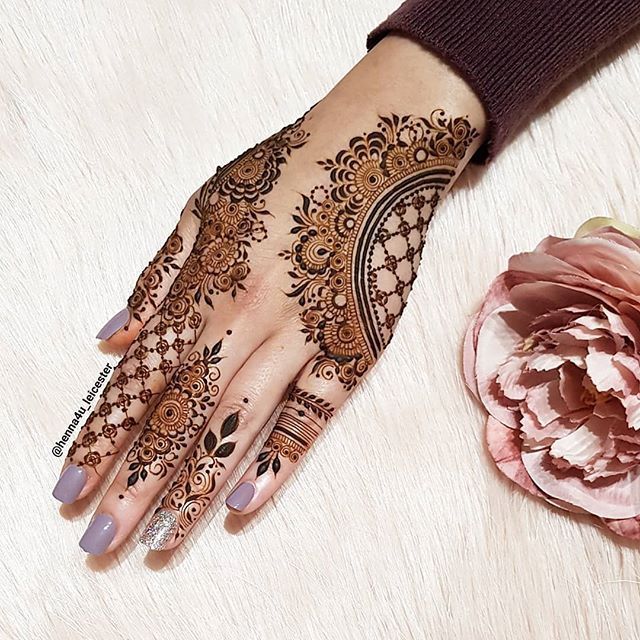 Arabic Mehndi Design 2025 (21)