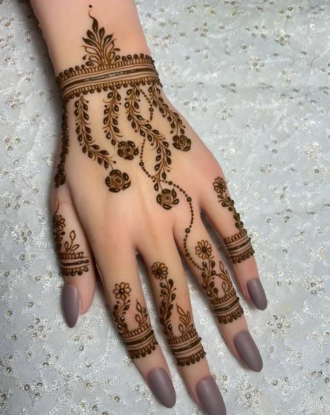 Arabic Royal Mehndi Design (2)