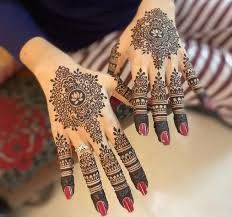 Back Hand Royal Mehndi Design (1)