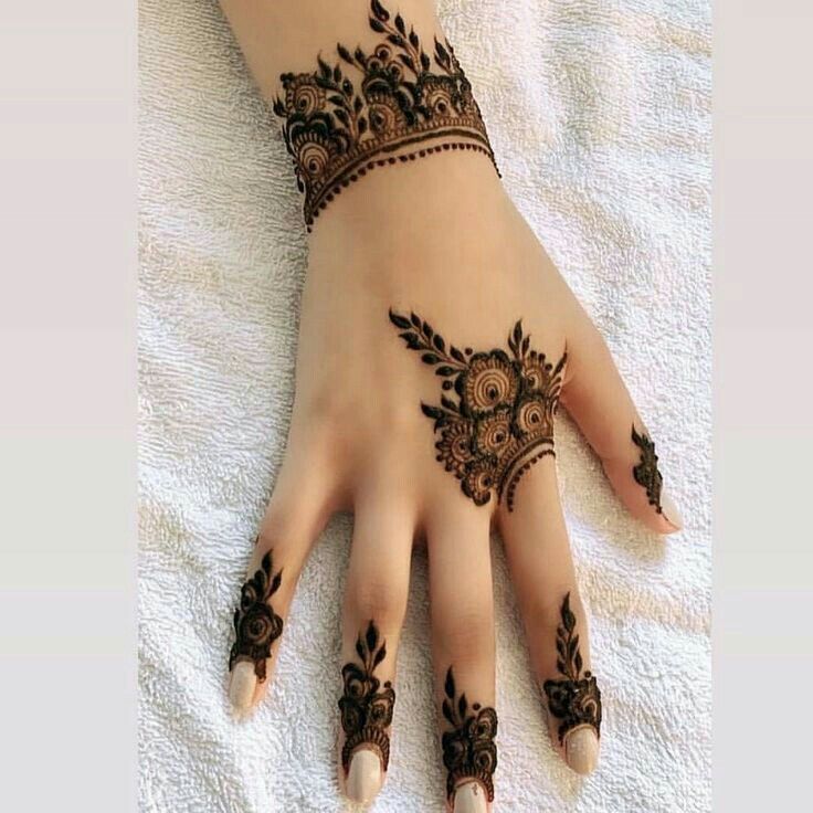 Beautiful Mehndi Design Easy and beautifu (5) Beautiful Mehndi Design Easy and beautifu (5)