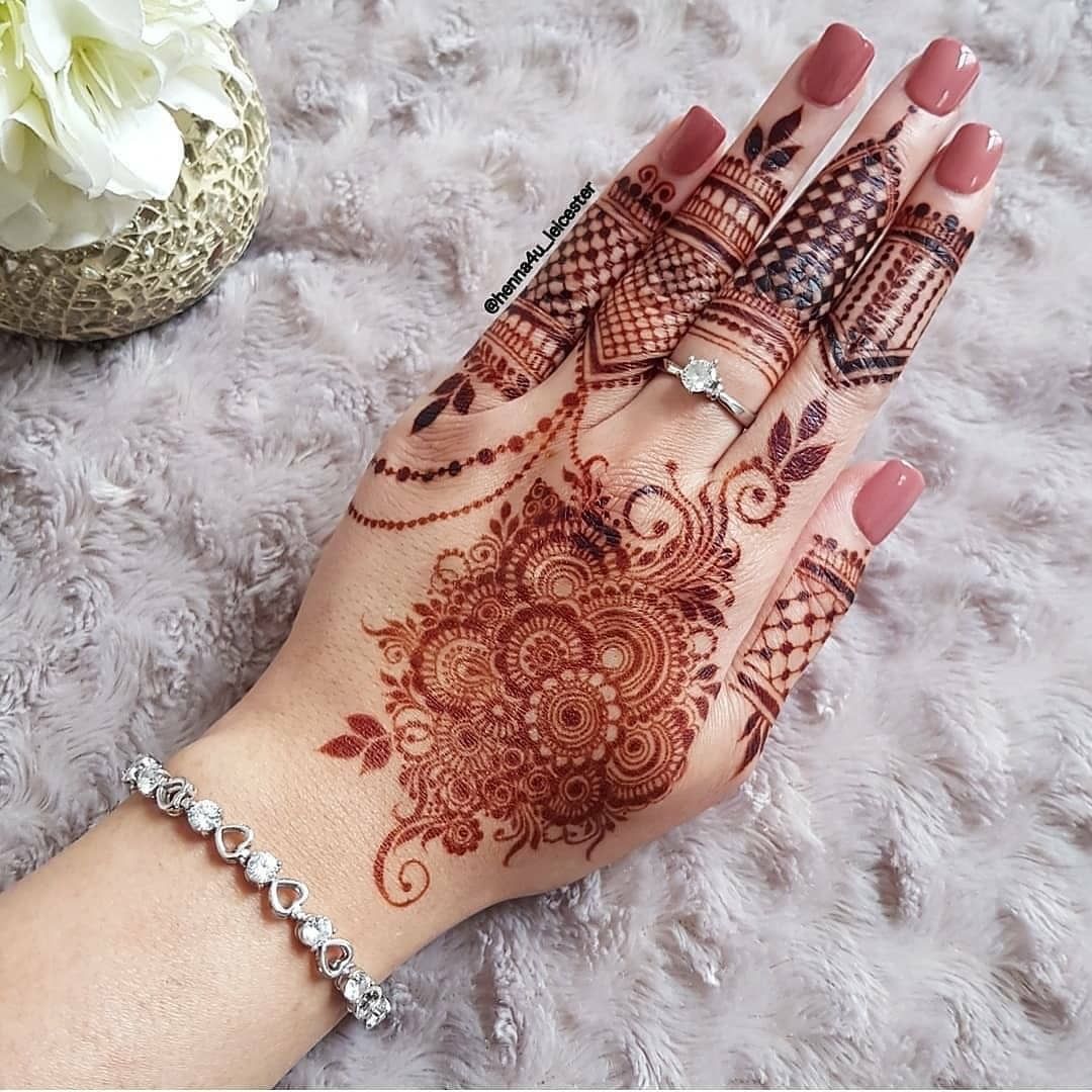 Beautiful and Easy Mehndi Design (12) Beautiful and Easy Mehndi Design (12)