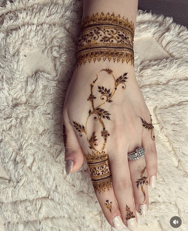 Beautiful and Easy Mehndi Design (26) Beautiful and Easy Mehndi Design (26)