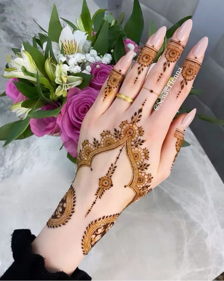 Beautiful and Easy Mehndi Design (5) Beautiful and Easy Mehndi Design (5)