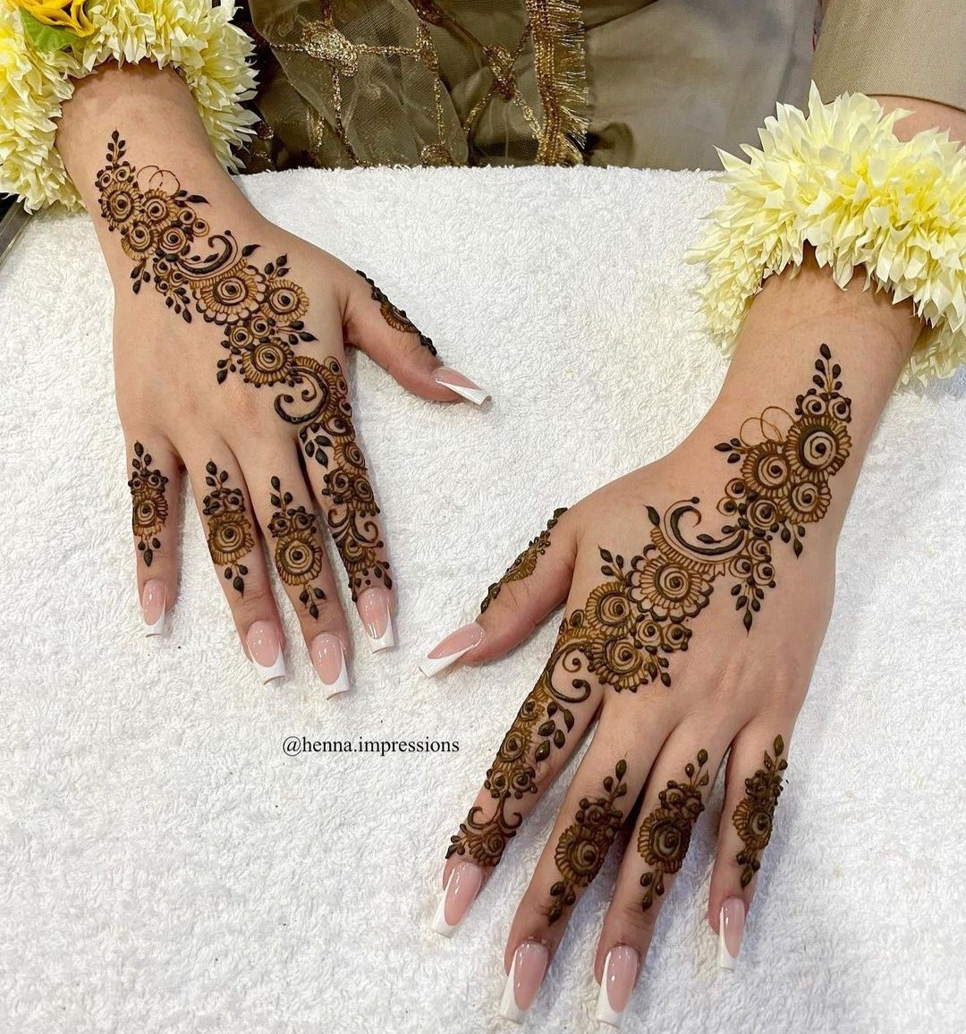 Best Mehndi Design for Punjabi Girls (29) Best Mehndi Design for Punjabi Girls (29)
