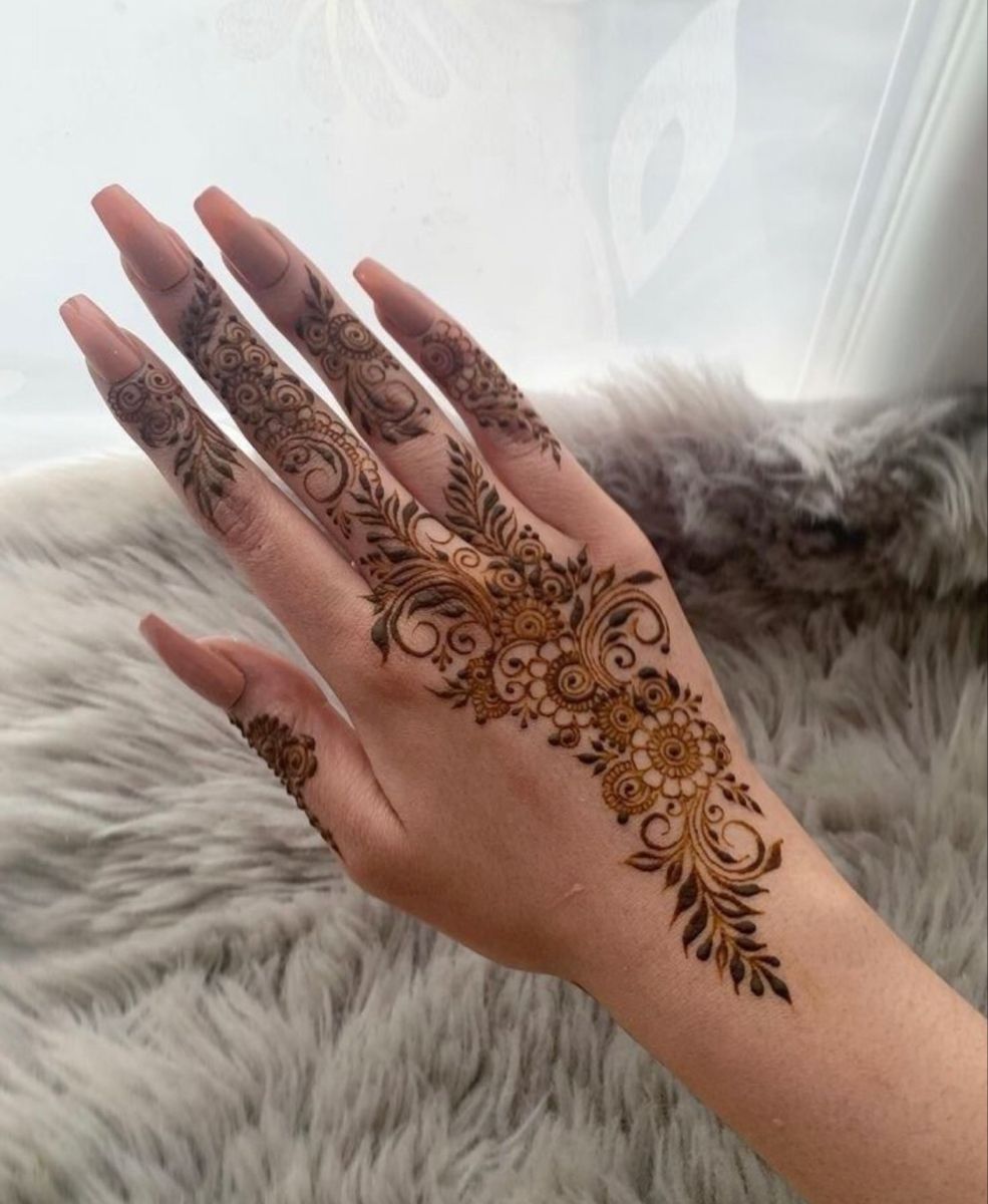 Best Mehndi Design for Punjabi Girls (5) Best Mehndi Design for Punjabi Girls (5)