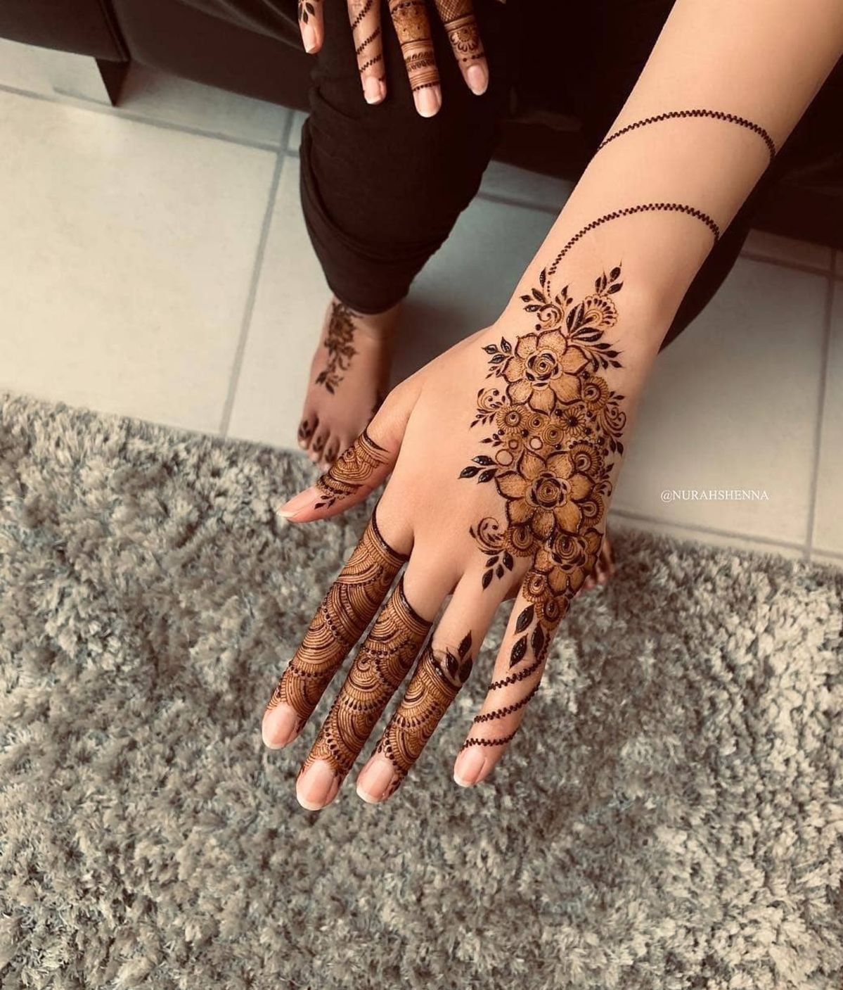 Easy Mehndi Arabic Design Images (27)