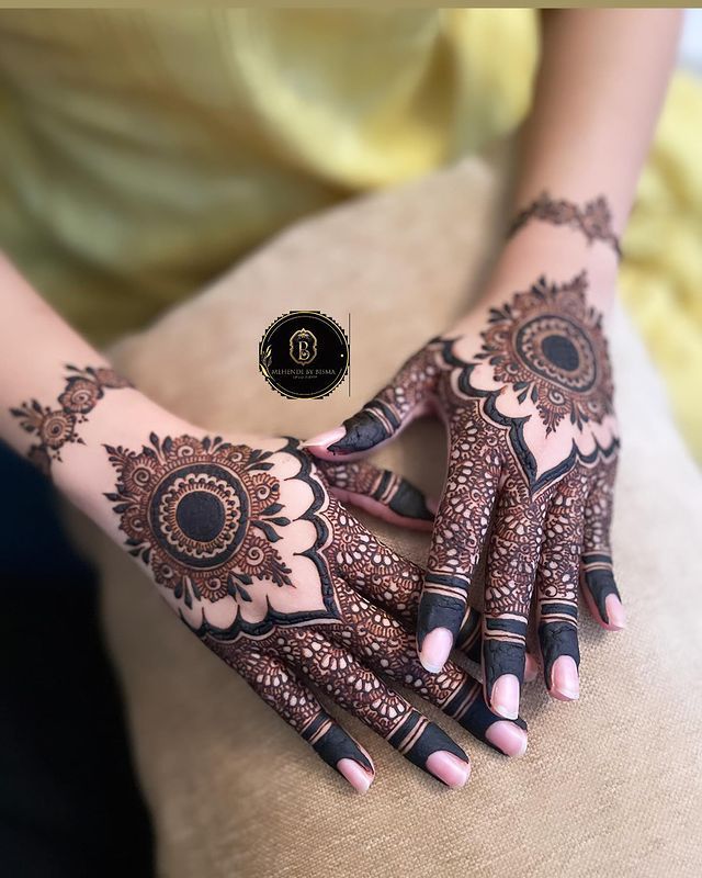 Easy Mehndi Design (16) Easy Mehndi Design (16)
