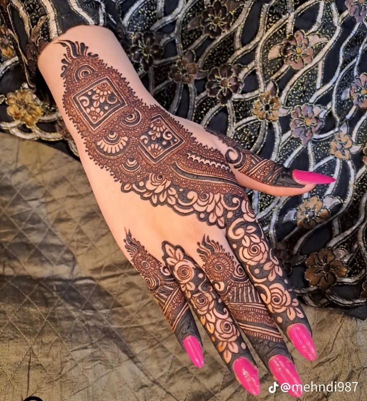 Easy Mehndi Design (22) Easy Mehndi Design (22)