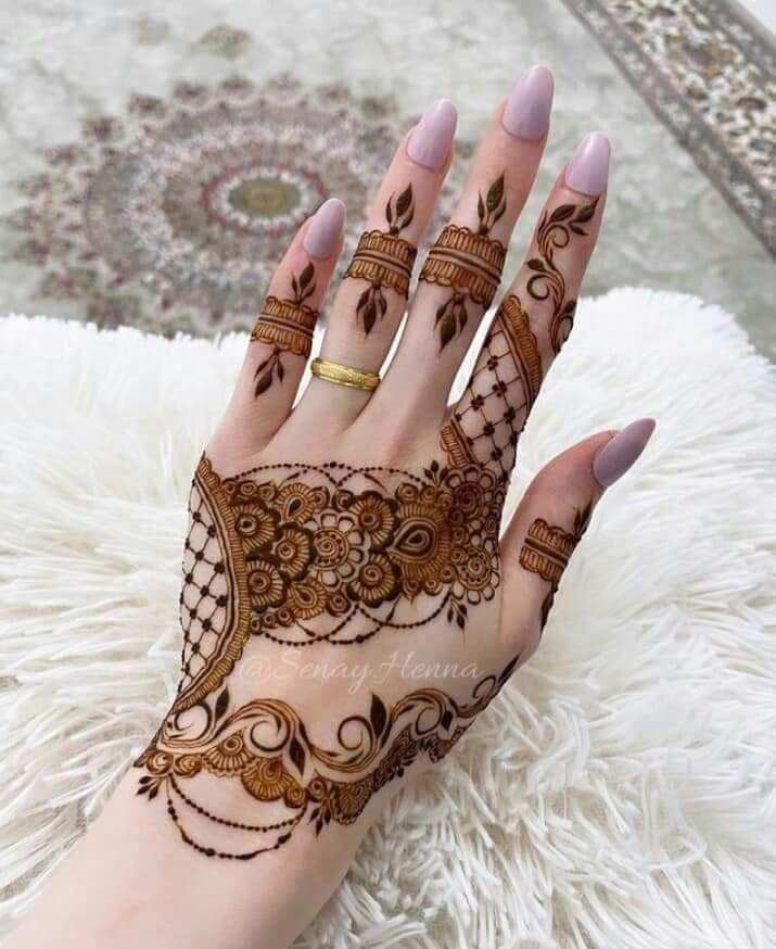 Easy and Beautiful Mehndi Design (20) Easy and Beautiful Mehndi Design (20)