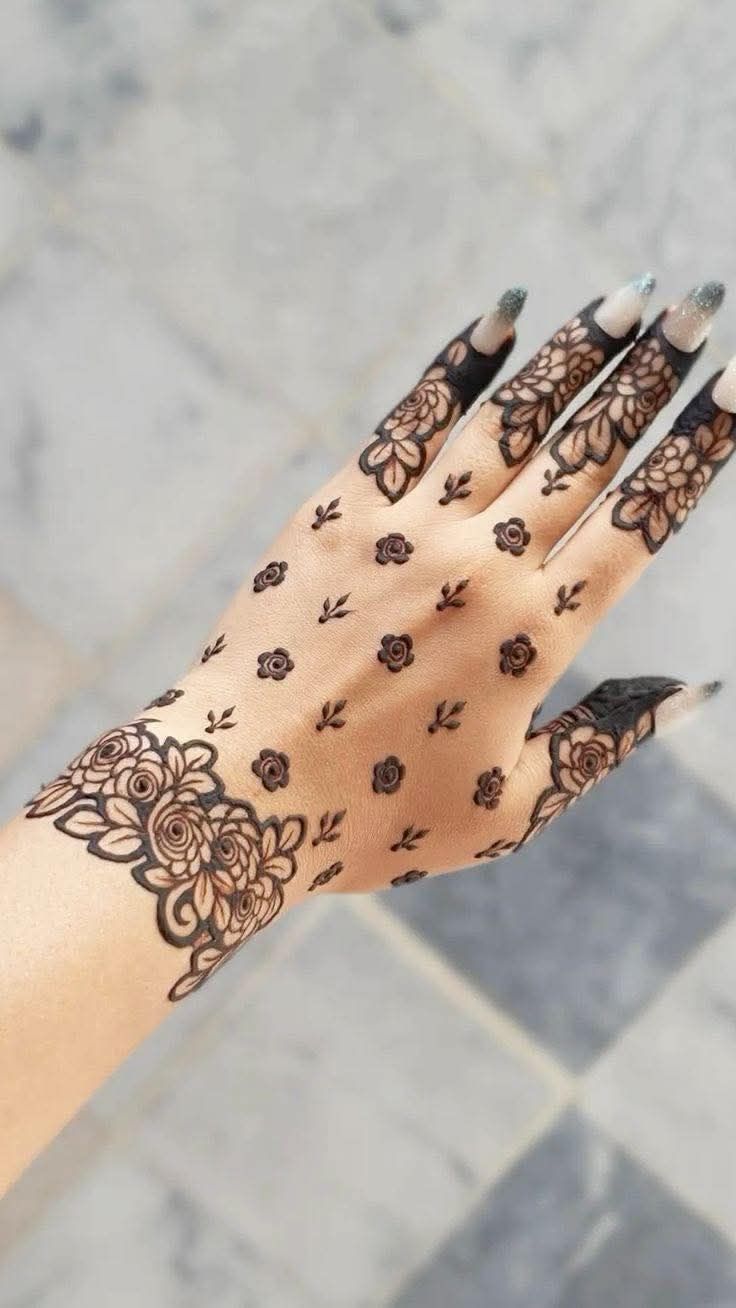 Front Hand Simple Mehndi Design Images 24