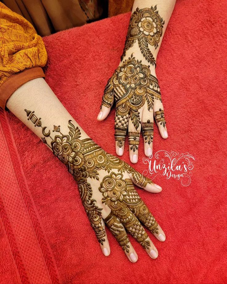 Full Hand Mehndi Design (18)