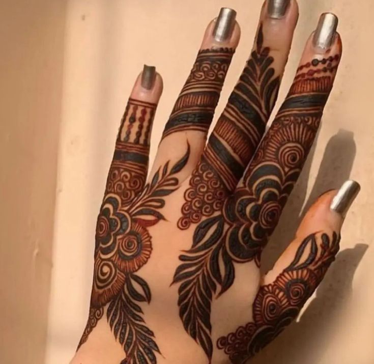 Full Hand Mehndi Design (27)