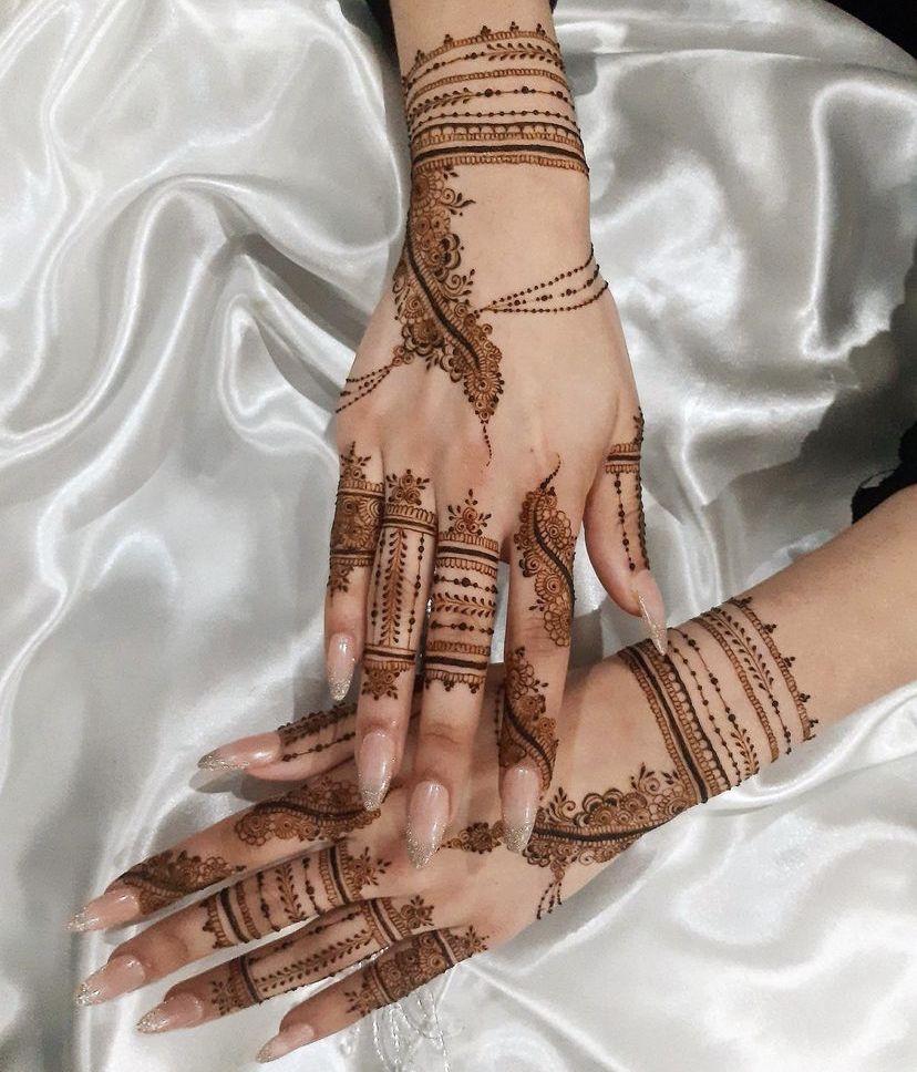 Full Hand Mehndi Design (35)