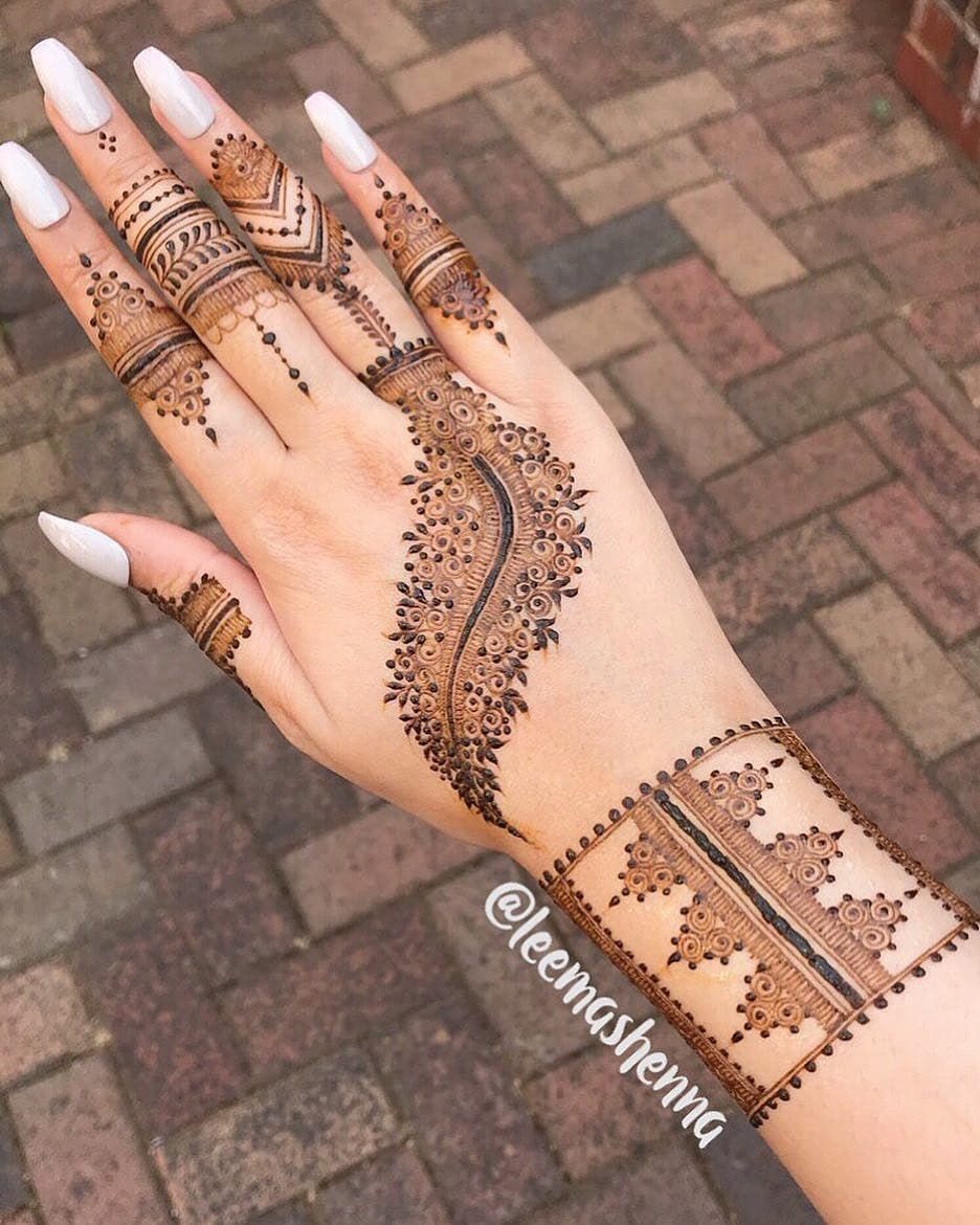 Full Hand Mehndi Design (36)