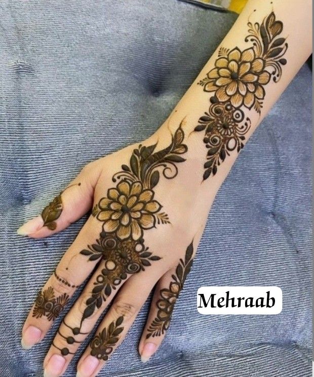 Full Hand Mehndi Design (50)