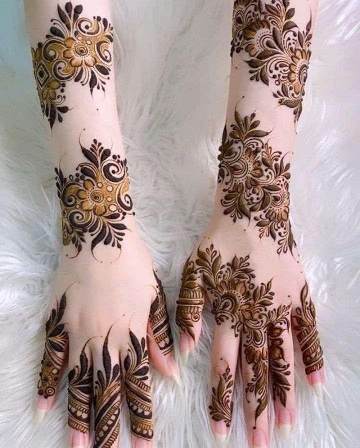 Full Hand Mehndi Design (54)