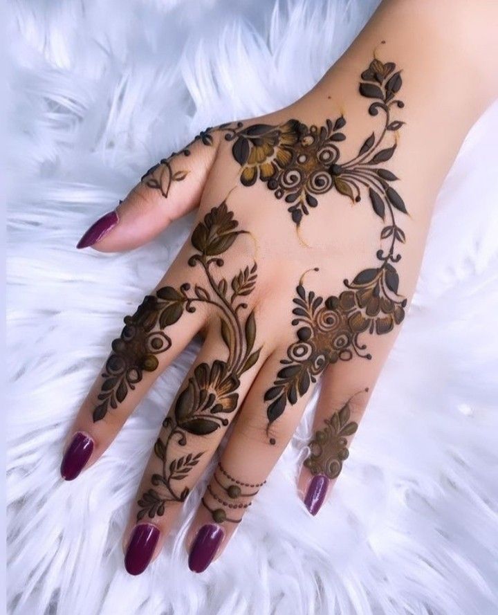 Full Hand Mehndi Design (58)