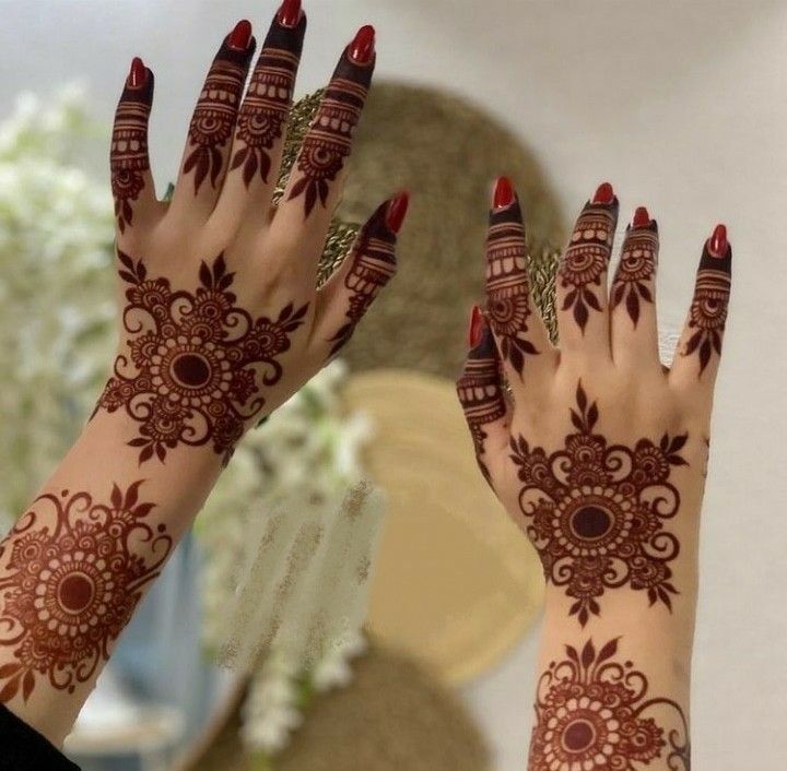 Full Hand Modern Mehndi Design (67)